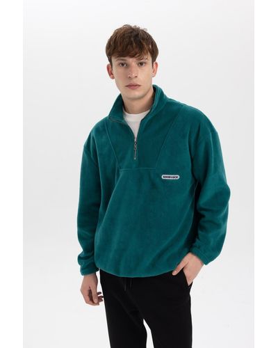 Defacto Bedrucktes fleece-sweatshirt mit bequemer passform und rundhalsausschnitt - Grün