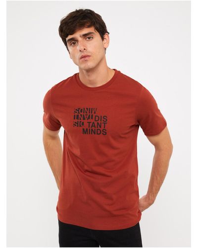LC Waikiki Kurzärmliges, bedrucktes t-shirt aus gekämmter baumwolle mit rundhalsausschnitt - Rot