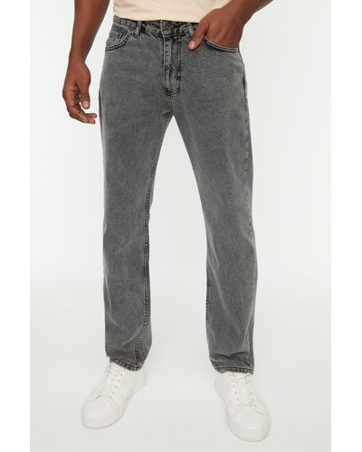 Trendyol E jeanshose mit normaler passform - Grau