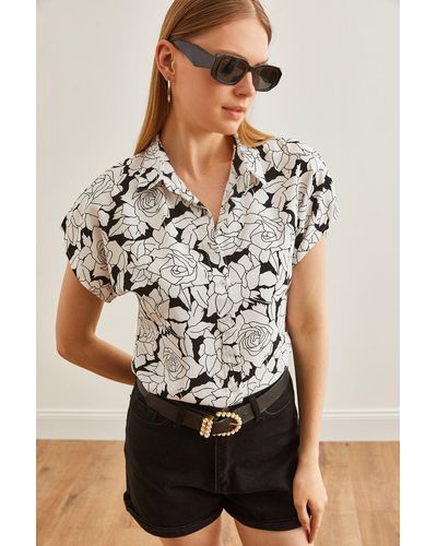 Olalook Schwarzes hemd mit rosenmuster – fledermausärmel, fließend - Natur