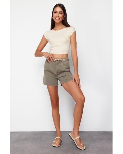 Trendyol Farbene shorts und bermuda aus 100 % TM-plissee-jeans - Grau