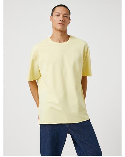 Koton Basic oversize t-shirt mit rundhalsausschnitt und kurzen ärmeln - Gelb