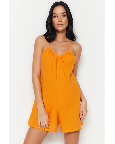 Trendyol Farbener jumpsuit aus gewebter 100 % baumwolle mit weiter passform - Orange