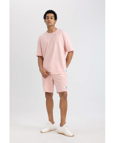 Defacto Fit slim fit shorts mit kurzem bein - Pink