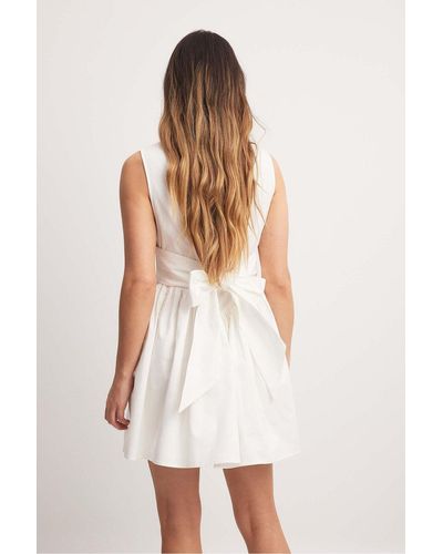 NA-KD Kleid basic - Weiß