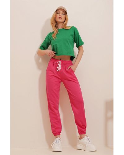 Trend Alaçatı Stili Fuchsiafarbene basic-jogginghose mit elastischem bund und beinen - Pink