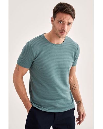 Defacto Slim-fit-t-shirt mit rundhalsausschnitt - Grün