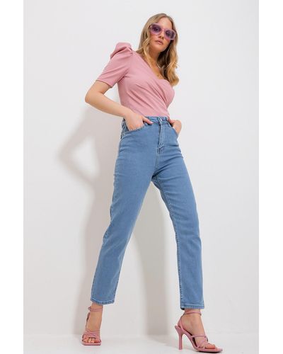 Trend Alaçatı Stili Eise five-pocket-mom-jeans aus lycra alc-x11755 - Blau
