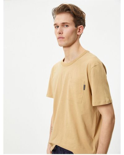 Koton T-shirt mit rundhalsausschnitt, tasche, detail, kurzärmelig, baumwolle - Natur
