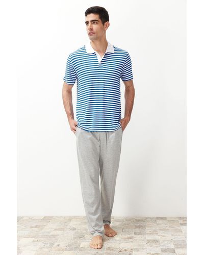 Trendyol Farbenes pyjama-set aus strick mit gestreiftem polokragen und normaler passform - Blau