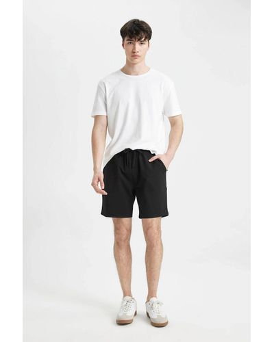 Defacto , modell slim fit shorts mit geradem bein - Weiß