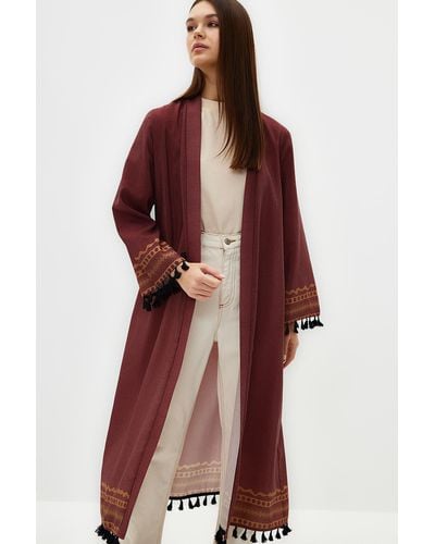 Trendyol Er, ethnisch gemusterter, langer, gewebter kimono und kaftan aus baumwollmischung - Rot