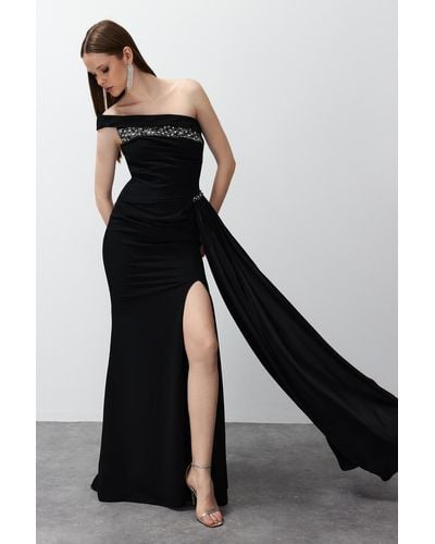 Trendyol Es, einärmliges, juwelenbesetztes langes abendkleid mit accessoires - Schwarz
