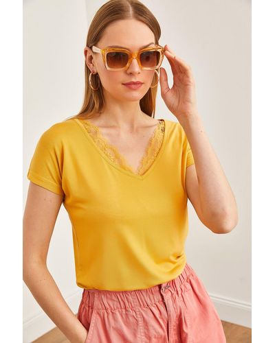 Olalook Senffarbene bluse aus viskose mit spitzenkragen lockere bluse - Gelb