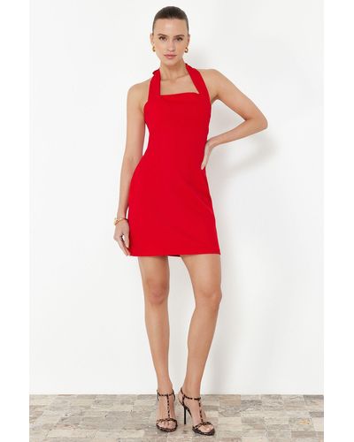 Trendyol Es neckholder-minikleid aus gewebtem stoff mit figurbetontem schnitt - Rot