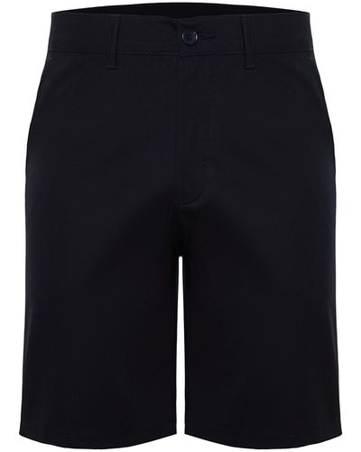 Trendyol Marineblaue chino-shorts in normaler passform