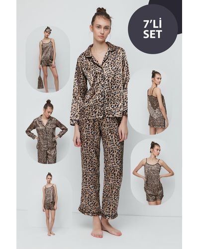 C&City Gemustertes 7-teiliges satin-pyjama-set 9550 /leopard - Braun