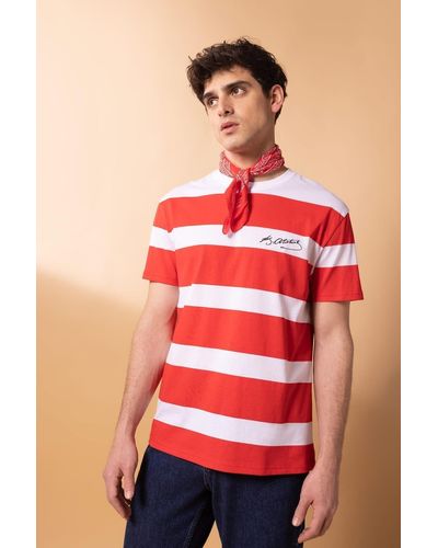 Defacto Kurzarm-t-shirt mit fahrradkragen und atatürk-aufdruck, 100 % baumwolle, reguläre passform, a6260ax23sm - Rot