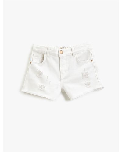 Koton Denim-shorts mit taschen, ausgefransten, detaillierten quastenkanten, baumwolle, verstellbarer, elastischer bund - Weiß