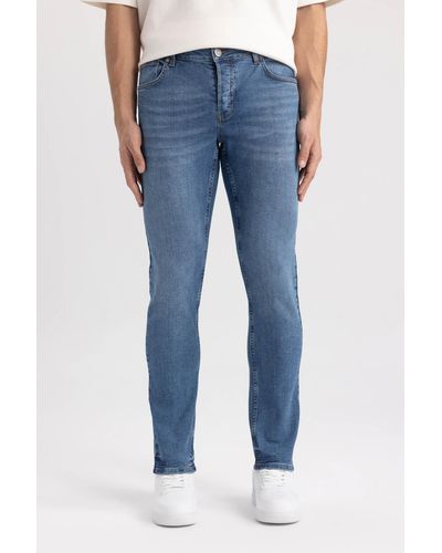 Defacto Pedro slim fit schmale passform normale taille schmal geschnittene jeanshose mit schmalem bein c1813ax24sp - Blau