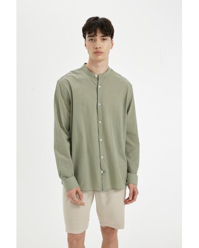 Defacto Langarmhemd aus baumwolle mit normaler passform und stehkragen - Grün