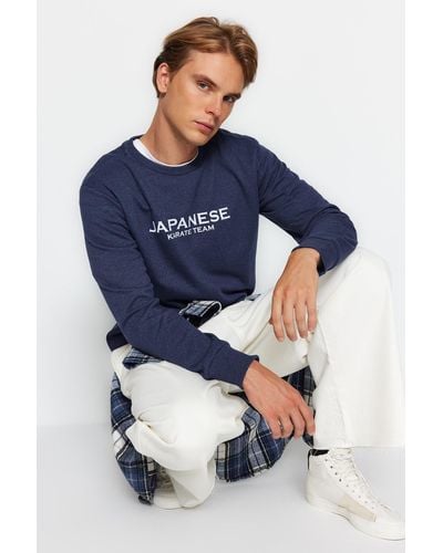 Trendyol Indigo regular/normal cut rundhals-sweatshirt mit textdruck/indigo - Blau