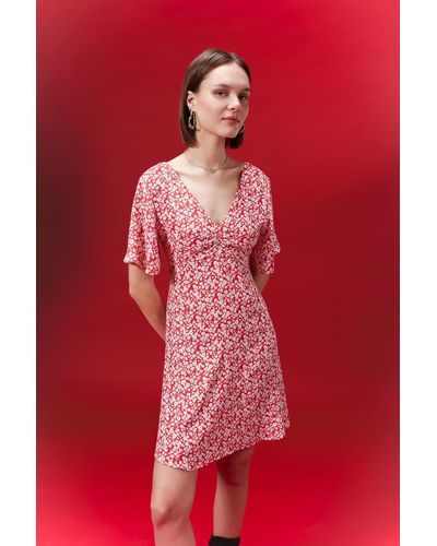 Defacto Es marokken-minikleid mit v-ausschnitt und blumenmuster und kurzen ärmeln b0127ax24sp - Rot