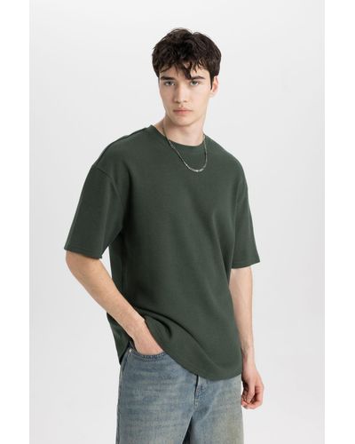 Defacto Comfort fit kurzarm-t-shirt mit rundhalsausschnitt - Grün