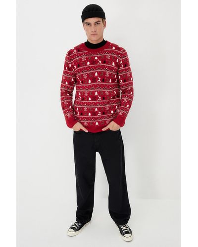 Trendyol Er weihnachts-jacquard-strickpullover mit rundhalsausschnitt und normaler passform - Rot