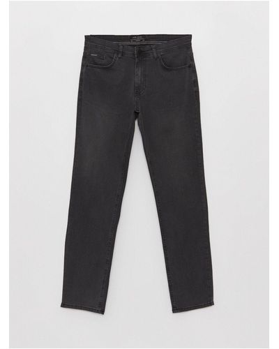 LC Waikiki 779 jeanshose mit normaler passform - Schwarz