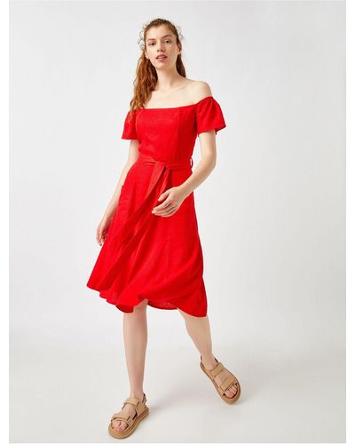 Koton Leinenkleid mit kurzen ärmeln und gürtel - Rot