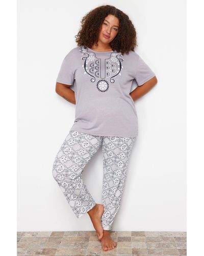 Trendyol Es gestricktes pyjama-set mit geometrischem muster - Grau