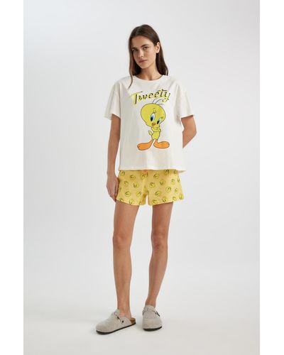 Defacto Fall in love looney tunes pyjama-set mit normaler passform und kurzärmligen shorts, b8736ax24sm - Gelb