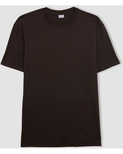Defacto Neues basic-t-shirt mit fahrradkragen und kurzen ärmeln in normaler passform, 100 % baumwolle, v7699az24sp - Schwarz