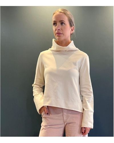 Abbigliamento sportivo da donna di European Culture a partire da