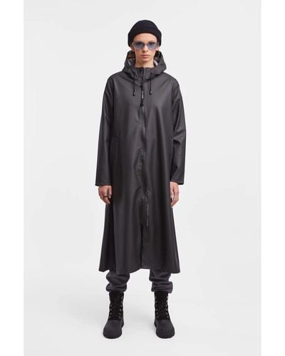 Stutterheim Mosebacke Long Lightweight Zip Raincoat - Black