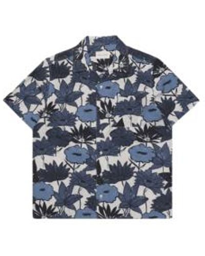 Far Afield Selleck S / S Shirt Flower Collage Print in Navy Iris - Bleu