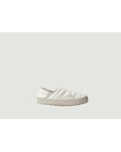 The North Face Slippers for Men | Online Sale up to 40% off | Lyst - Page 2