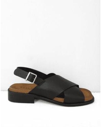 Pavement Chaussée carly cross sandals noir / bronzage