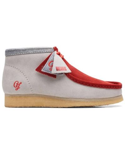 Clarks Wallabee Varcity Boot Gray & Red