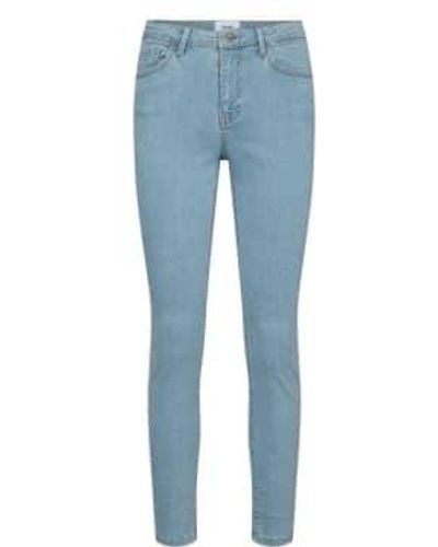 Numph Nusidney light denim cropped jeans - Blau