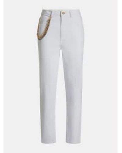 Guess Mom High Rise Tapered Fit Jeans With Chain Detail - Bianco