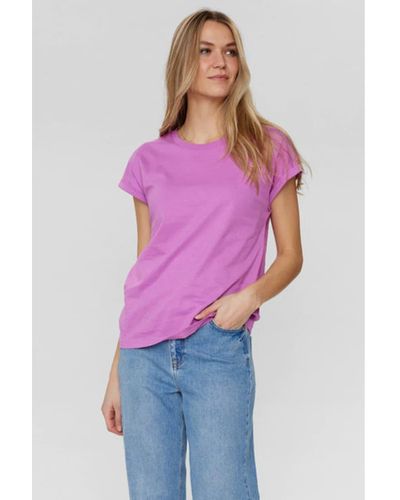 Numph Beverly Bodacious T-shirt - Purple