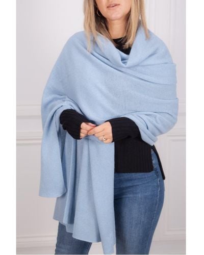360cashmere The Wrap in Delfter Blau
