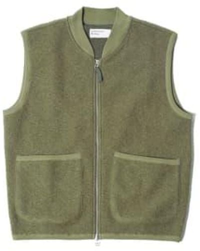 Universal Works Waistcoat Zip Fleece Gilet 1 - Verde