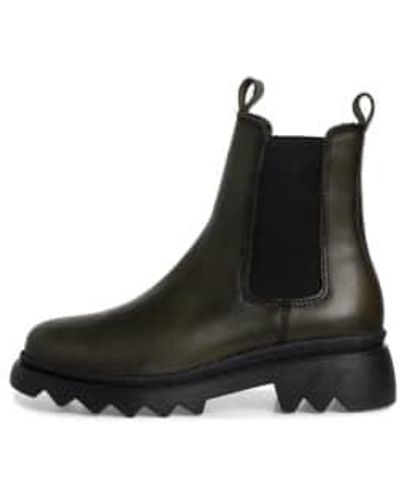 Tamaris Chunky Leather Boots - Nero