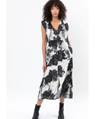 Black And White Print Dresses for Women - Up to 83% off | Lyst