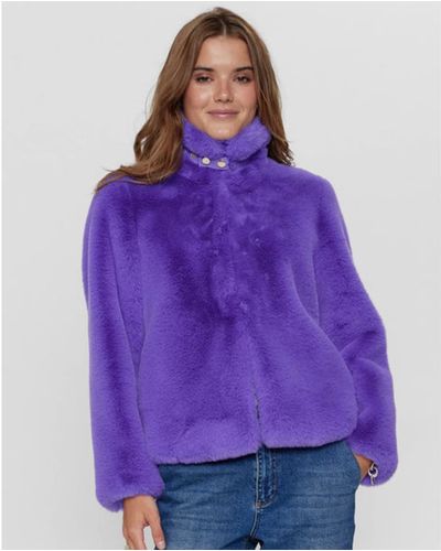 Numph Nuwinda Purple Faux Fur Jacket - Viola