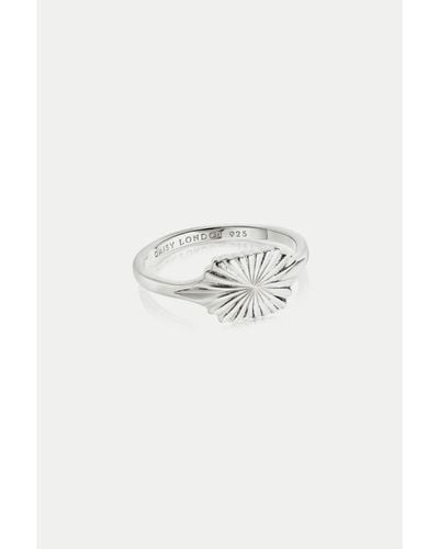 Daisy London Sunburst Shield Ring - White