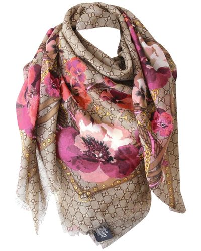Gucci Ssima Scarf Made Of Soft Wool And Silk Pink Flowers Print - Rosa